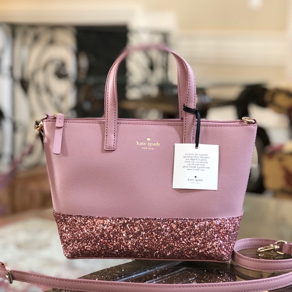 kate spade Handbags - NWT Kate spade Greta court Glitter handbag